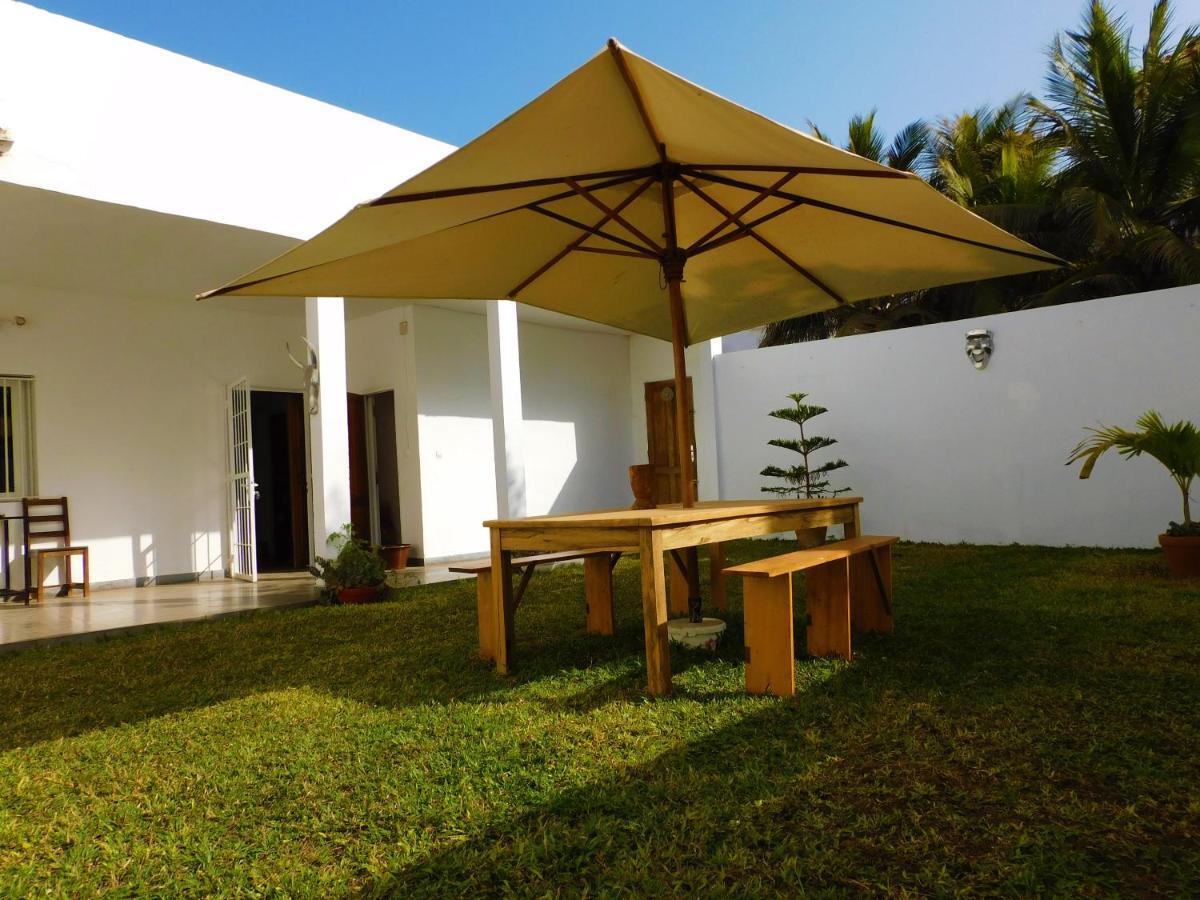 داكاغْ Villa Ty Milyn Mazela Sa المظهر الخارجي الصورة