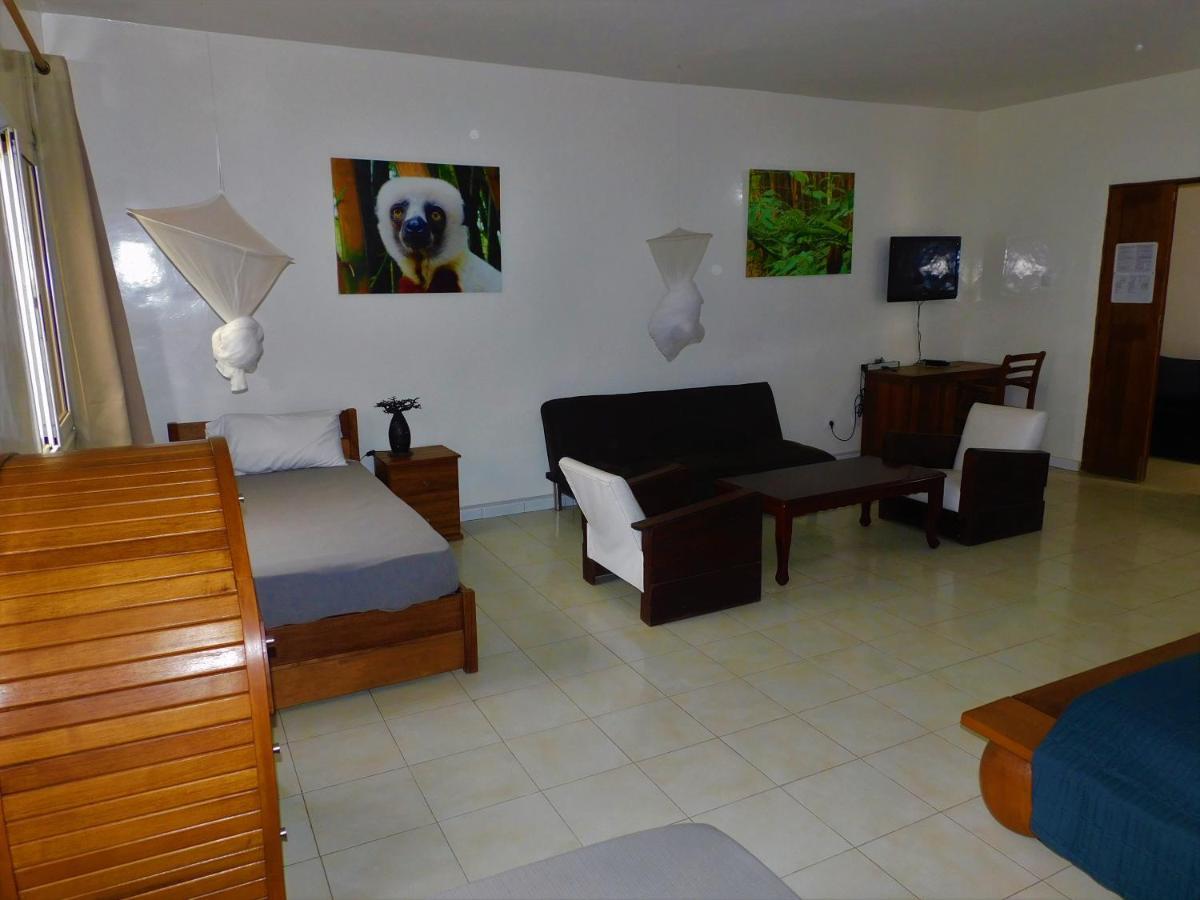داكاغْ Villa Ty Milyn Mazela Sa المظهر الخارجي الصورة